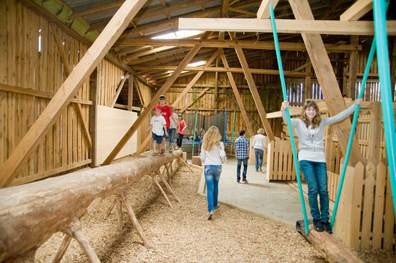 Kindererlebnis- Und Biobauernhof Hipp-bruckner